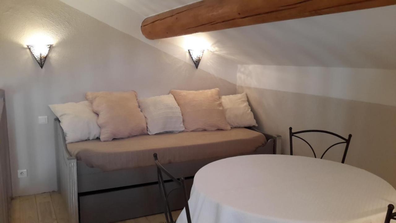 Chambres D'Hotes Le Vignoble Cucuron Bagian luar foto