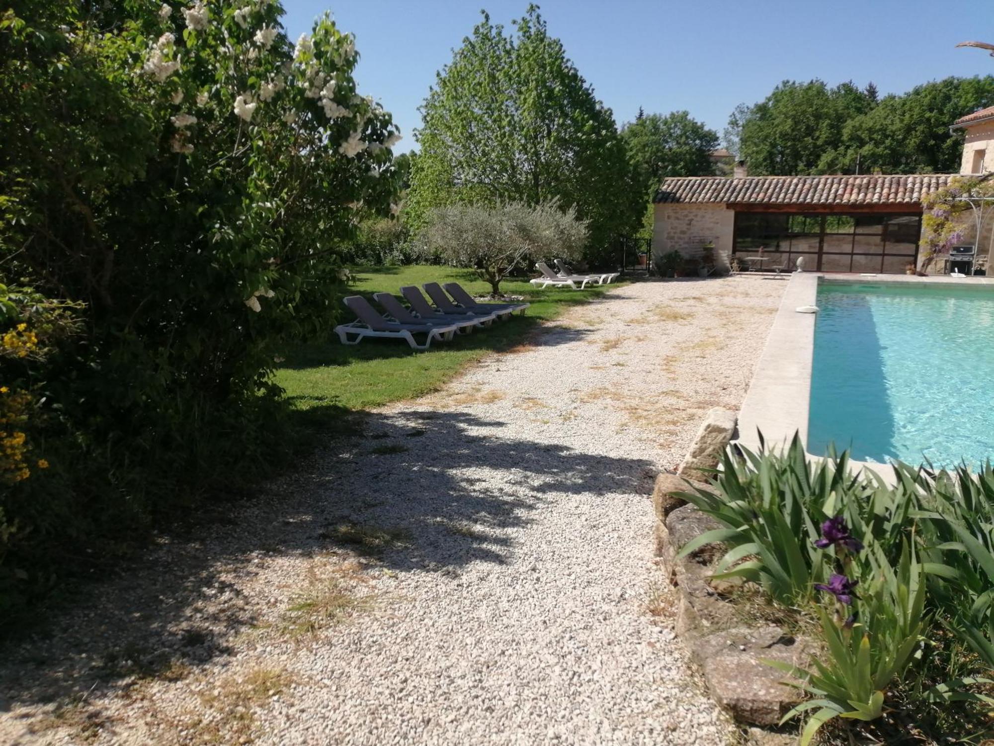 Chambres D'Hotes Le Vignoble Cucuron Bagian luar foto