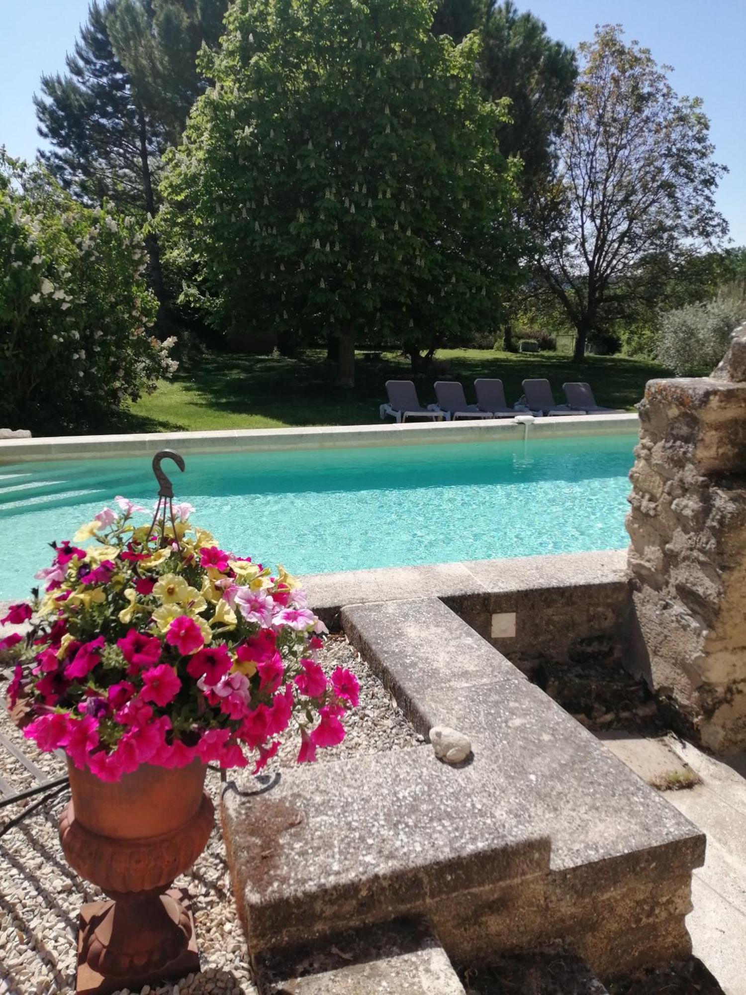 Chambres D'Hotes Le Vignoble Cucuron Bagian luar foto